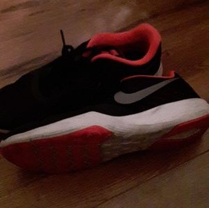 Nike city trainer shoes